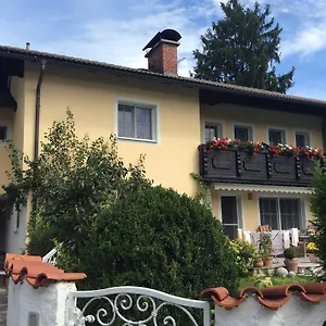 Elfi Salzburgo